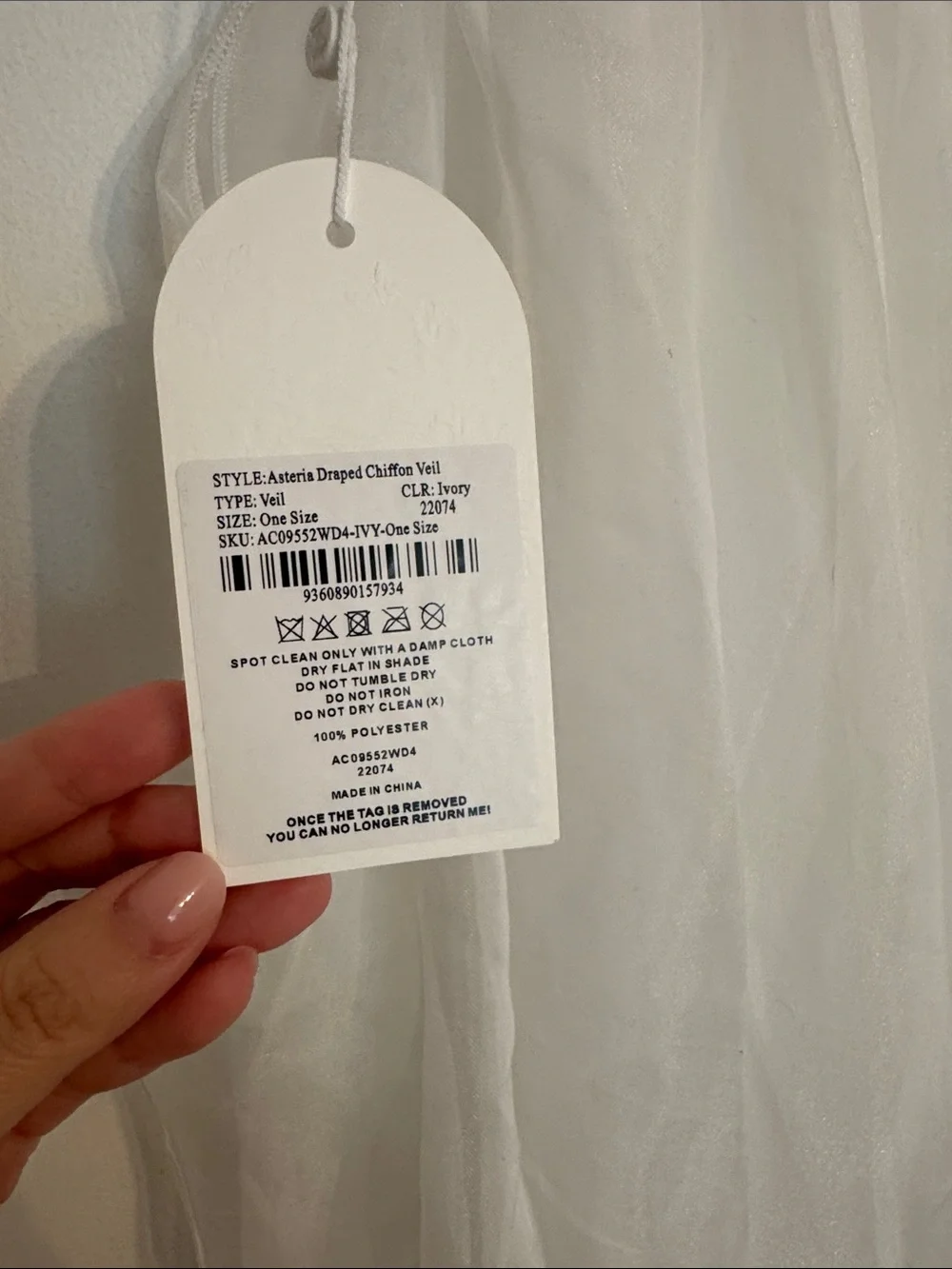 Meshki Asteria Veil NWT